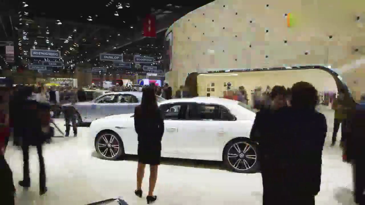 2016广州车展 宾利慕尚EWB 平凡之路上的豪华感受