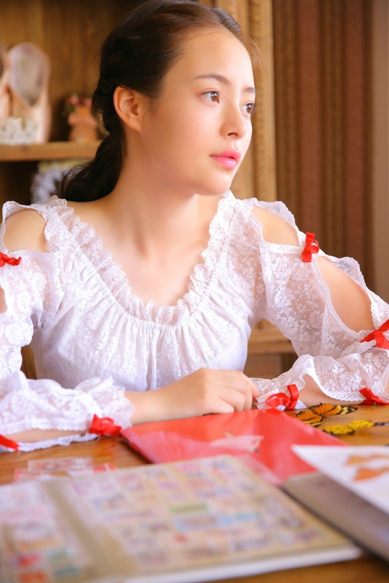 宣璐与君歌惊艳表现 女二仇烟织为何出圈