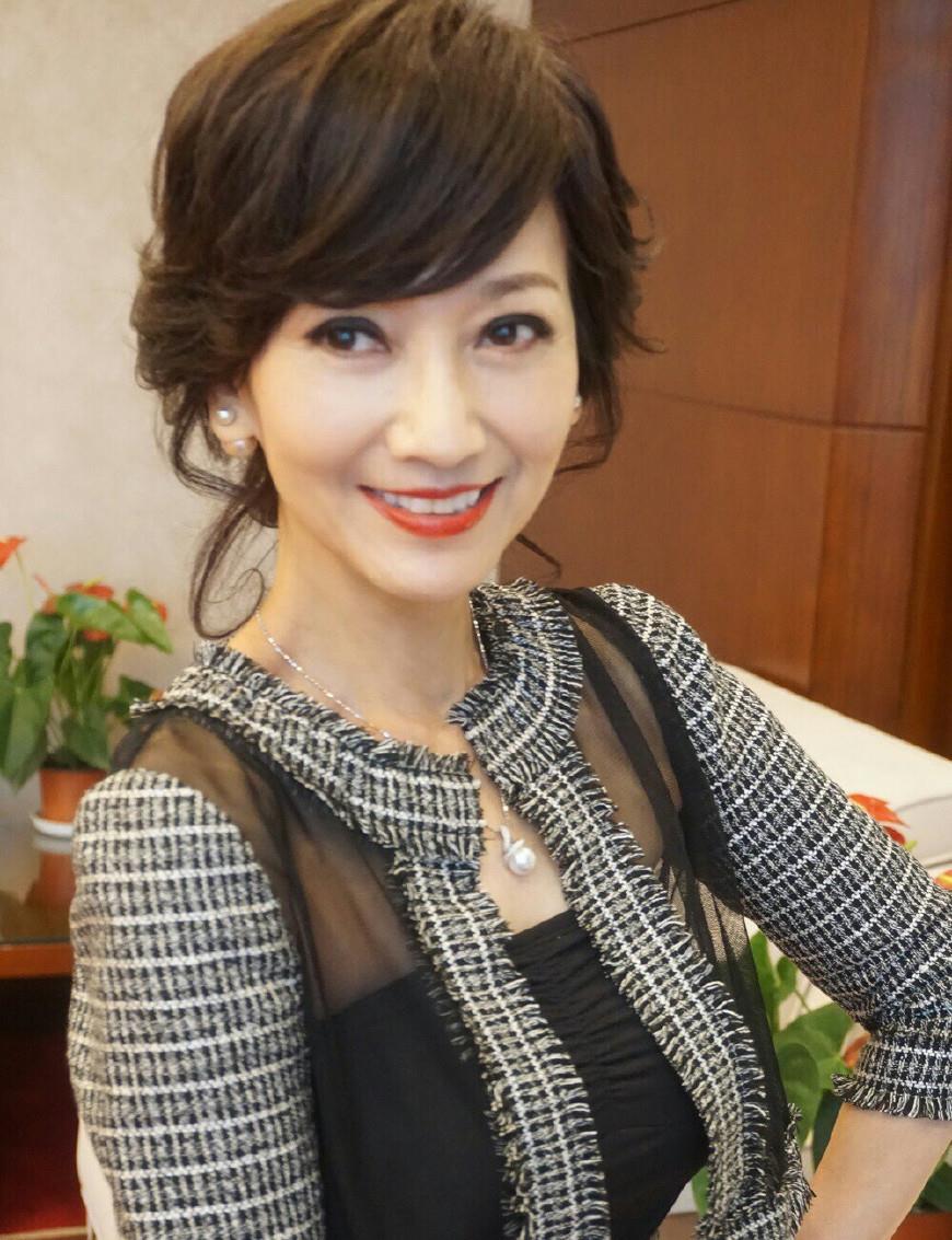 娱乐圈中优雅有女人味的女星:张雨绮萧蔷上榜