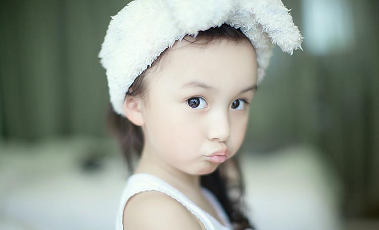 俄罗斯最美小模特米兰·库尔尼科娃, 长大后肯定是个妖精