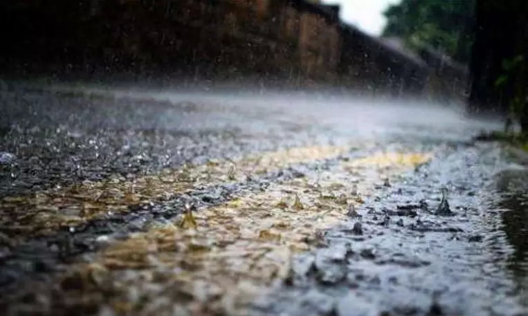 夏季频发的暴雨是如何形成的?