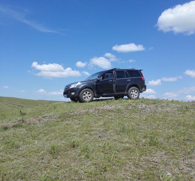 千里把车寻 天津港入手中东版途乐