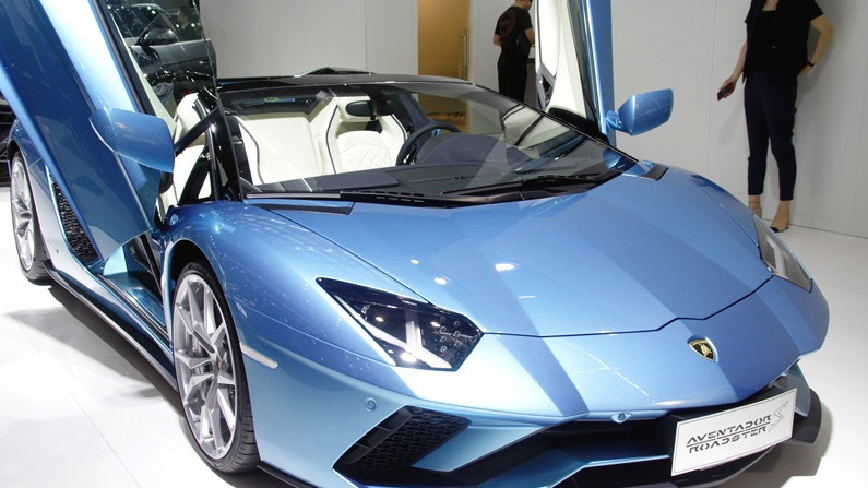 首发！30款豪车来袭，劳斯莱斯、宾利、兰博基尼…第22届深港澳车展