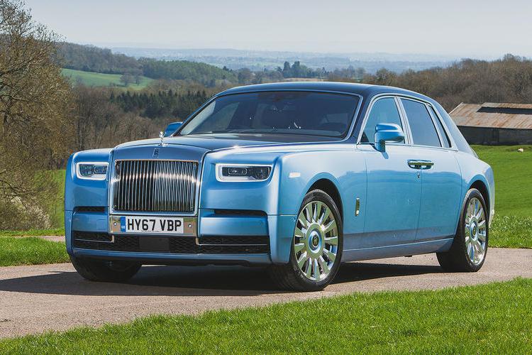 2018年最好的一台汽车，千万富豪排队买，S级对比像个小学生