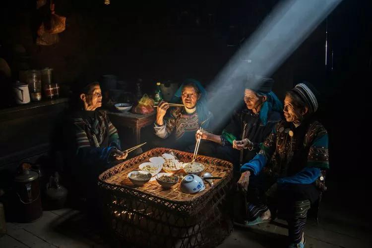 在这里,遇见云南最美的红河哈尼族彝族自治州红河县