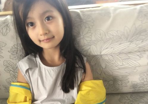 王思聪关注的最小网红,还是抖音第一小女神,才