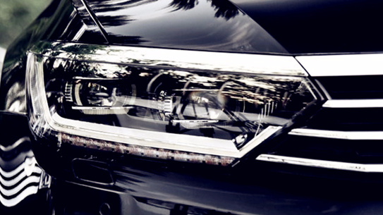 车长超过4米8，轴距接近2米9，标配真皮座椅，堪称德系标杆车型！