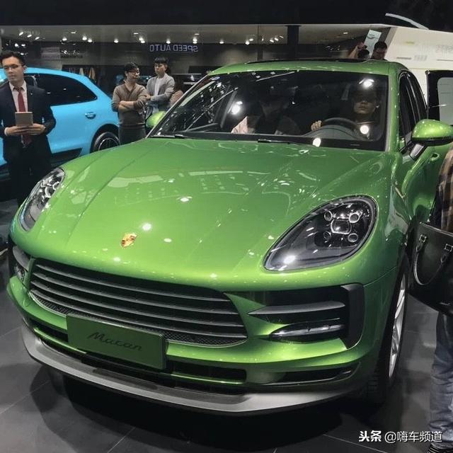 保时捷新款Macan到店实拍,全系标配LED大灯和11英寸中控屏幕