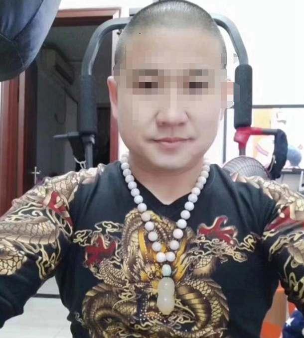 昆山龙哥的神奇一生:17年江湖路,持刀砍人被反