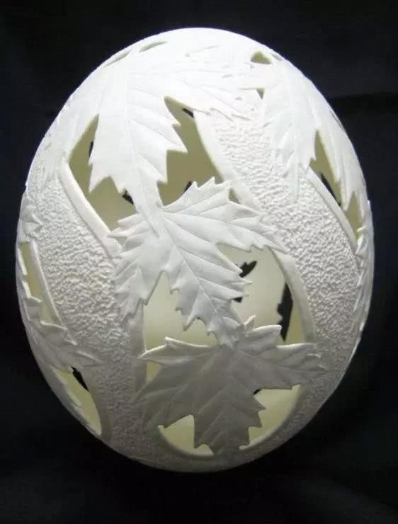 想不到一碰就碎的鸡蛋壳,在艺术家的手中变成了绝美艺术品