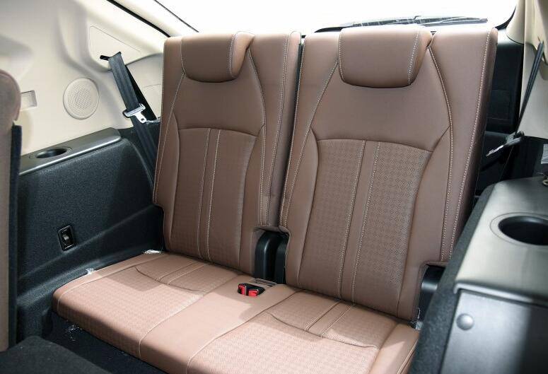 轴距超过哈弗H6的七座SUV,搭载2.0T和全景天窗7万起