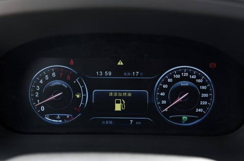轴距超过哈弗H6的七座SUV,搭载2.0T和全景天窗7万起