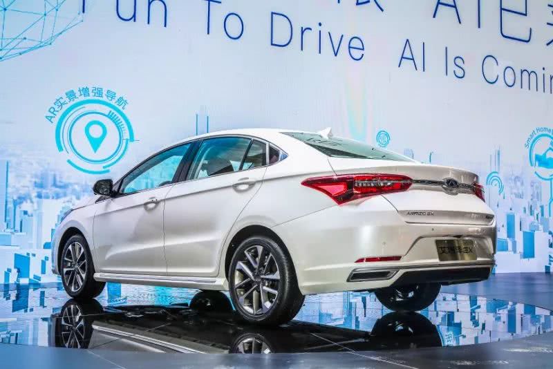 奇瑞雄狮 威震全场,艾瑞泽GX首秀,瑞虎8起售不