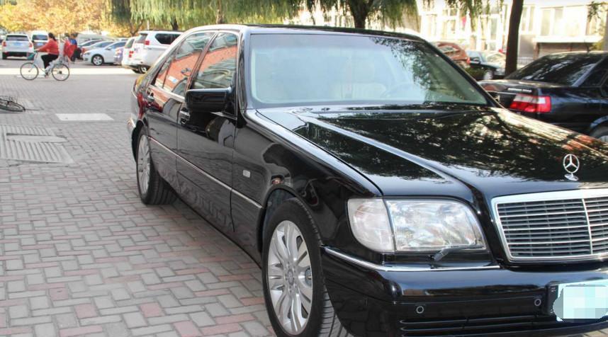 安徽小伙花10万元买辆老款奔驰S级轿车, 豪华