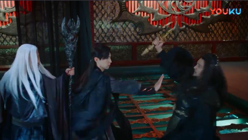 《香蜜沉沉烬如霜》魔界擎城王霸气登场, 罢黜固城王魔尊之位