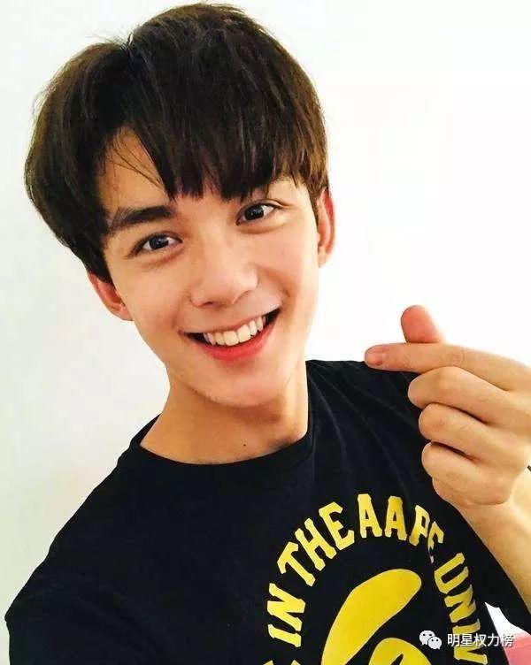 围观北电中戏表演系录取名单,明星考生 系主任