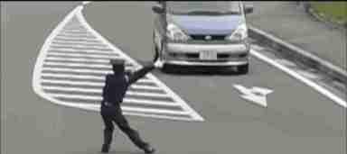 为什么日本人从来不买豪车?