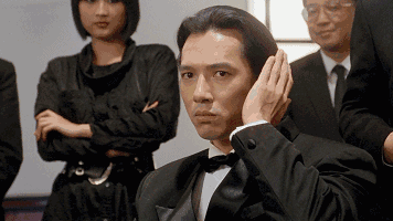 爆笑gif:英雄救美,啤酒全毁