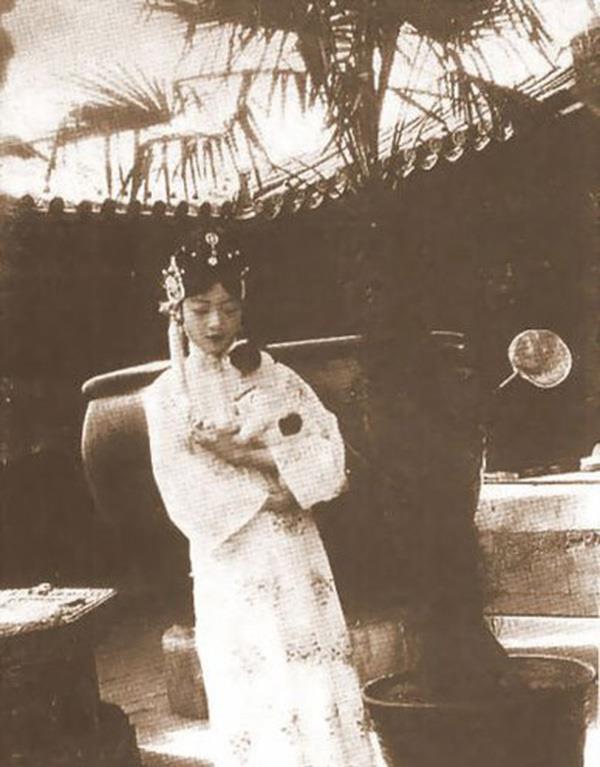 珍贵老照片:中国最后一位皇后,美若天仙,只可惜结局凄凉!