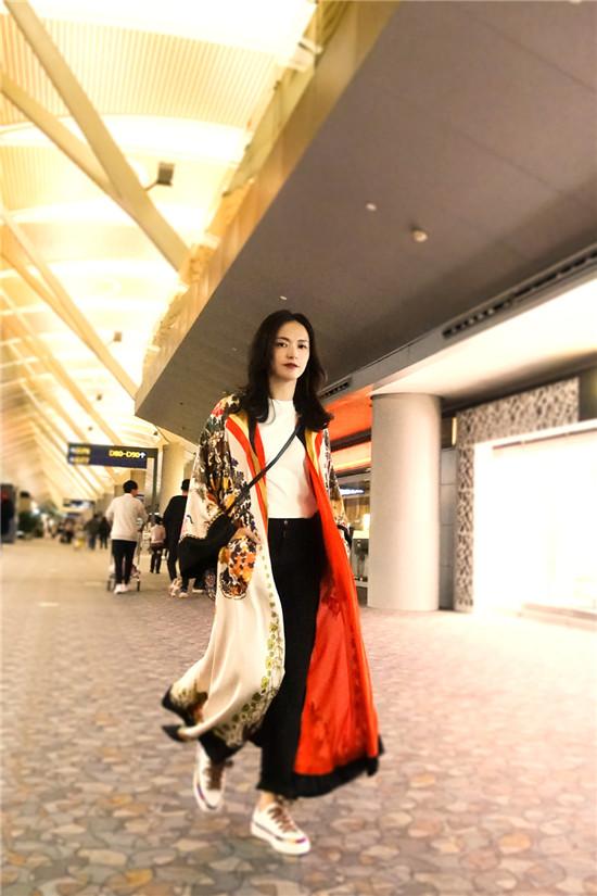 姚晨被质疑整容,工作室回应“又夸我们boss漂亮”笑翻网友