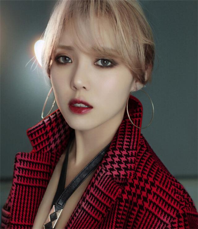 方块公司一天被爆出,旗下三对艺人恋爱的消息