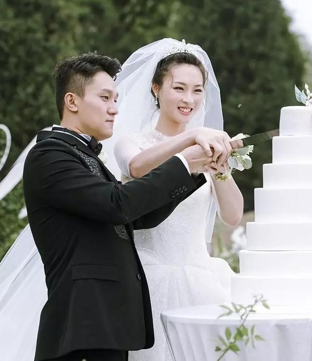 惠若琪穿婚纱竟这么美,果然没有丑女人