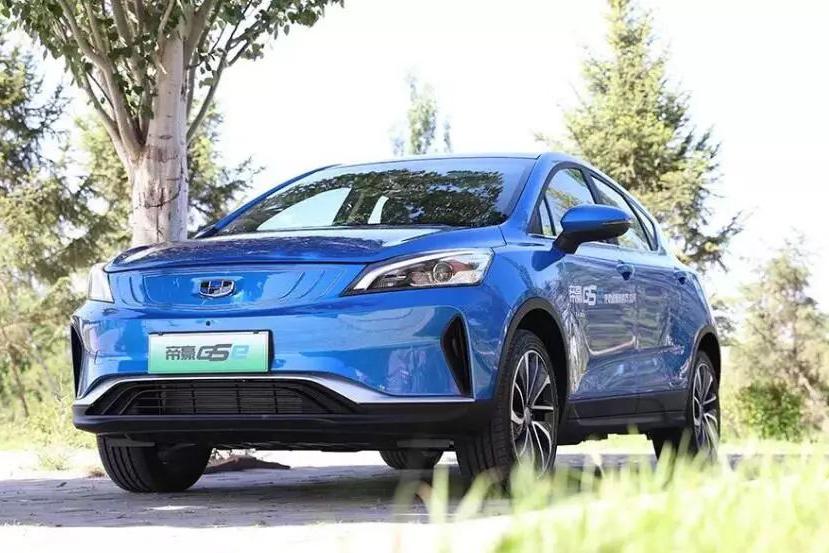 吉利推纯电SUV，配旋钮换挡和无线充电，比亚迪宋危险！