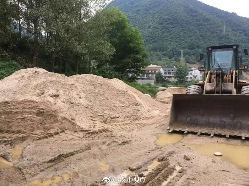 汉中城固男子非法采挖砂石80余方被抓