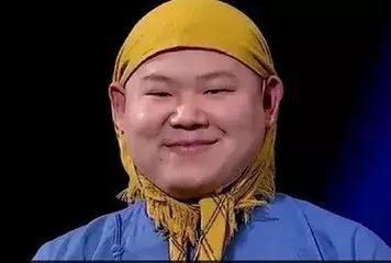 空姐揭秘和明星那点事儿,耍大牌很常见,最搞笑的是他