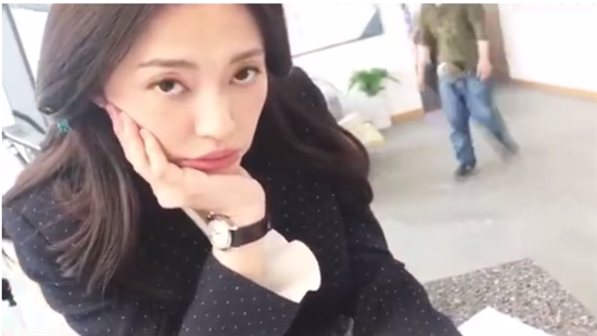 姚晨被质疑整容,工作室回应“又夸我们boss漂亮”笑翻网友