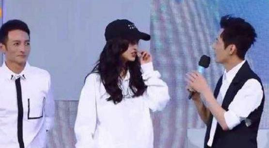 不会唱歌不会跳舞还没有演技的杨颖除了整容脸