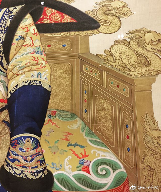 崇庆皇太后朝服像