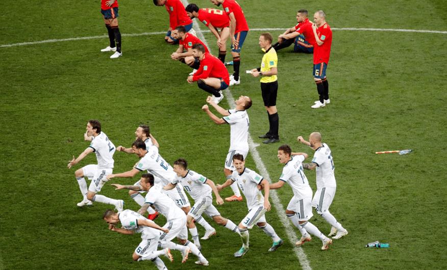 西班牙为何输给俄罗斯? 主帅耶罗: 裁判漏判点