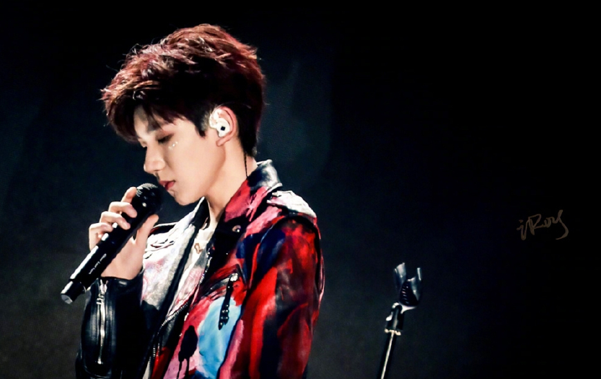 TFBOYS五周年演唱会,王源造型汇总,流星妆