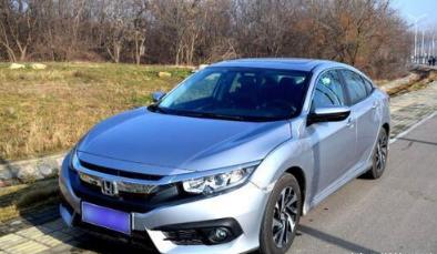 明明是十几万的车 开回家都以为我在外头赚翻了