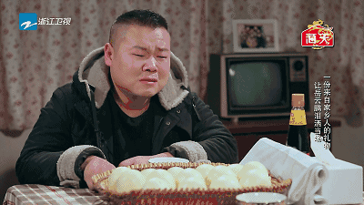 一家九口人靠卖馒头维持生计,岳云鹏的人生不像他的喜剧一样搞笑