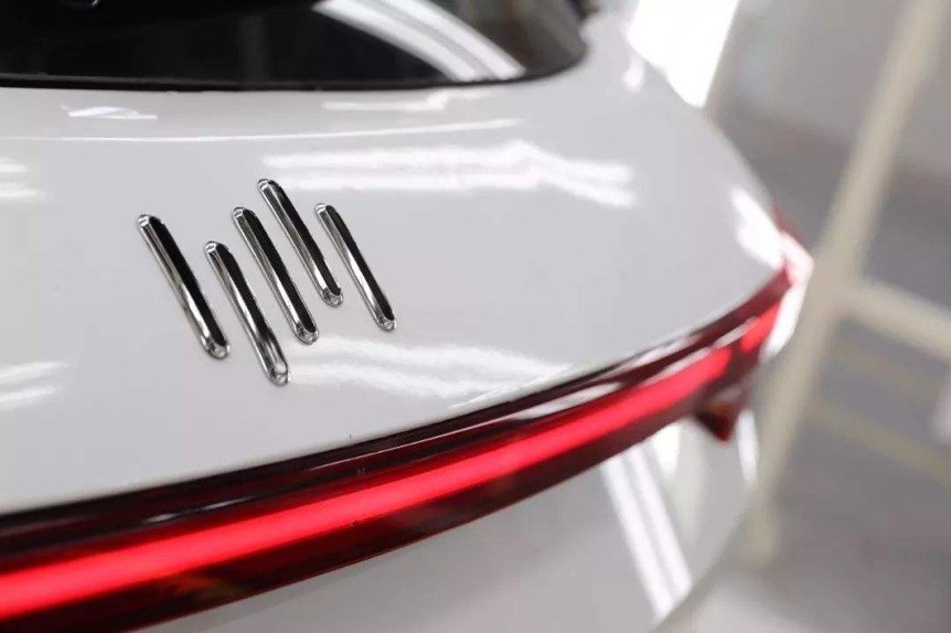 威马EX5如期而至,首批用户于交付大会提车,如