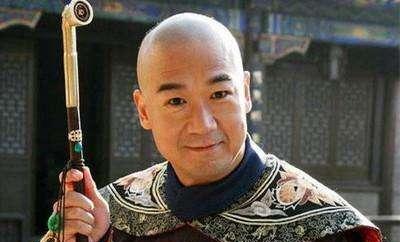 千古绝对！上联：“天作棋盘星作子，谁人敢下？”，下联太经典了