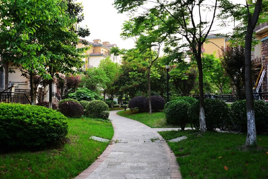 毛坯房不住,要不要付物业费?差点花冤枉钱