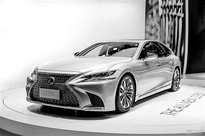 认真了，丰田改款新车怒降六十万？扬言不再给奔驰宝马机会！