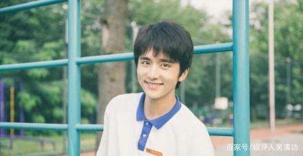 天娱传媒艺人结伴上热搜?张新成朋友圈被曝光