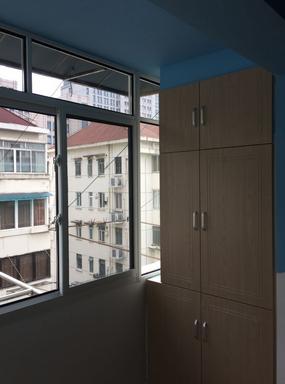 在上海花300万买的房子,只有40平,看看这学区