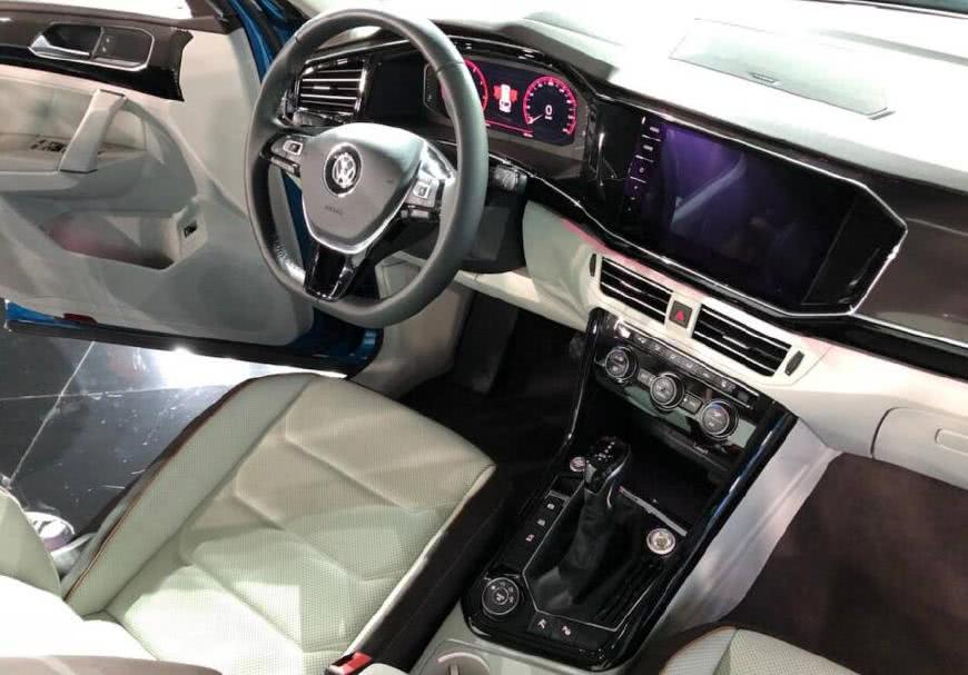 抢先实拍一汽大众全新SUV探岳,小号途锐,售价