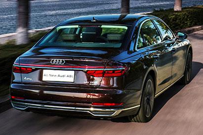 全新A8L动态LED尾灯完灭7系S级，3.0T+8AT不超95万