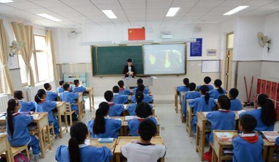 为什么实行九年义务教育,私立学校反而越受家