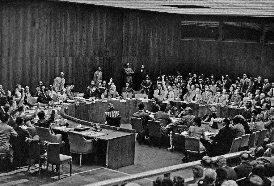 我国在联合国的合法席位曾被剥夺22年，1971年才重返联合国