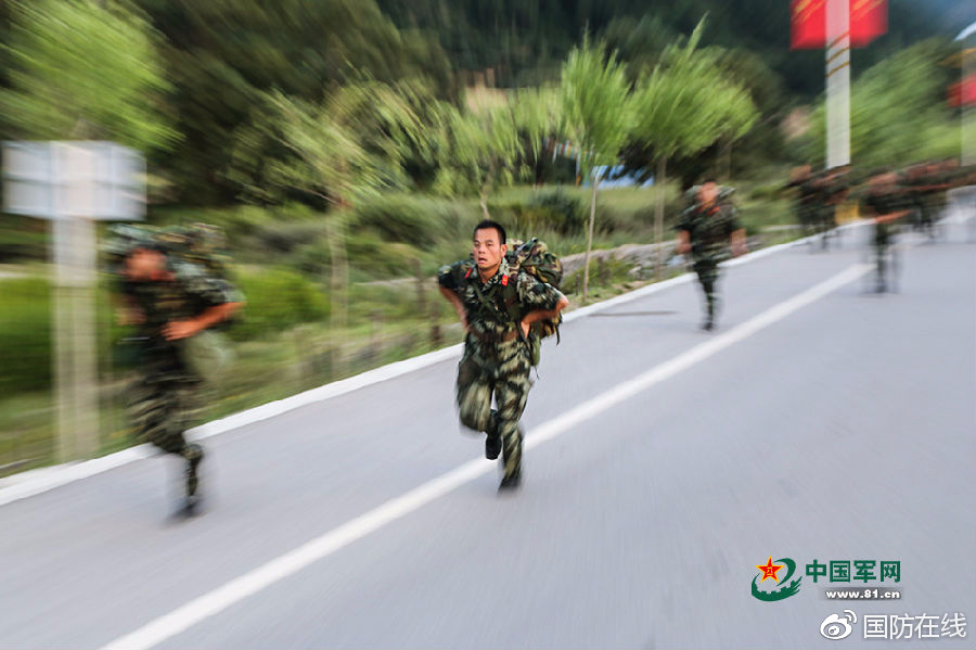 与时间赛跑|感受森林官兵不一样的速度与激情