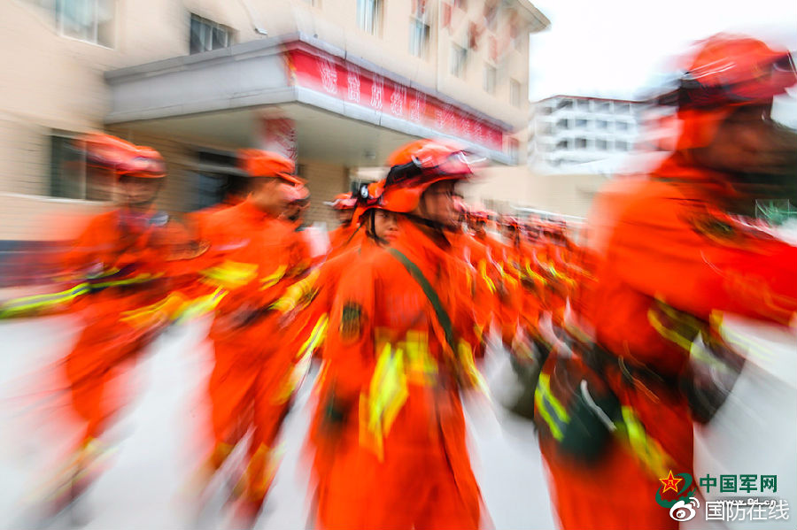 与时间赛跑|感受森林官兵不一样的速度与激情