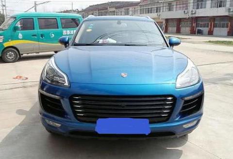 东北小伙开“保时捷macan”去女友家做客，女友父亲一眼看出端倪