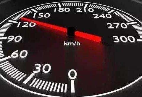 日常驾驶到处拥堵，高速限速120，买性能更好的车有什么意义？